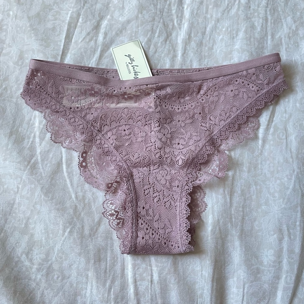 *NEW* Gilly Hicks Lace Cheeky High-Leg Underwear